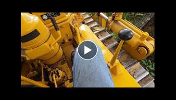 Caterpillar D2 - How To Drive a D2 Part 1: Layout Of Controls and Descriptions Of Functions