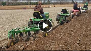 John Deere 420 Diesel 4x4 Pulling 3 Bottom Plow On Land Custom Garden Tractor Kline Plowing Day 2...