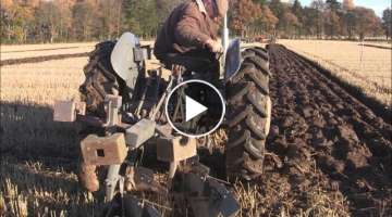 Forfar Ploughing 2. 2012. Ford 4000 & Grey Fergie