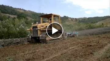 Cat D4 & aratro No-Stop Martensi