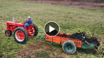 The Farmall Super C and MD Get to Work