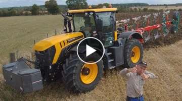 JCB FASTRAC 4220 PLOUGHING